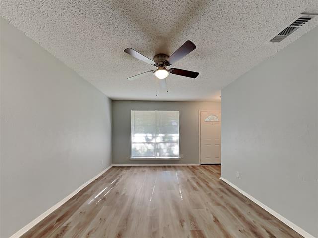 Building Photo - 1525 Gardenside Dr