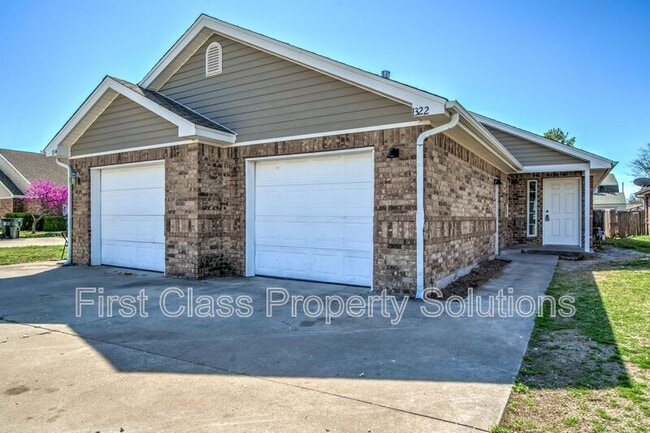 Building Photo - 1322 Commerce Dr