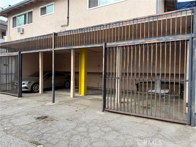 Building Photo - 6722 Whitsett Ave