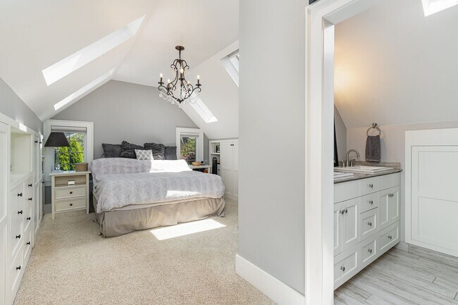 Building Photo - Charming North Admiral Craftsman w/ Modern Updates!