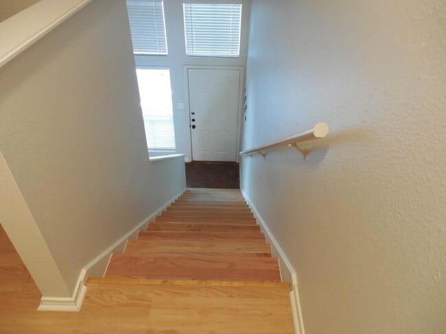 Building Photo - 6703 Old Quarry Ln