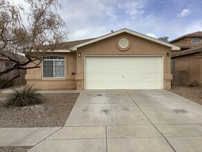 Building Photo - 6609 Country Hills Ct NW