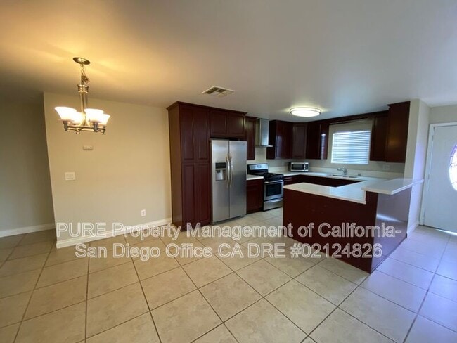 Building Photo - 3924 Glading Dr