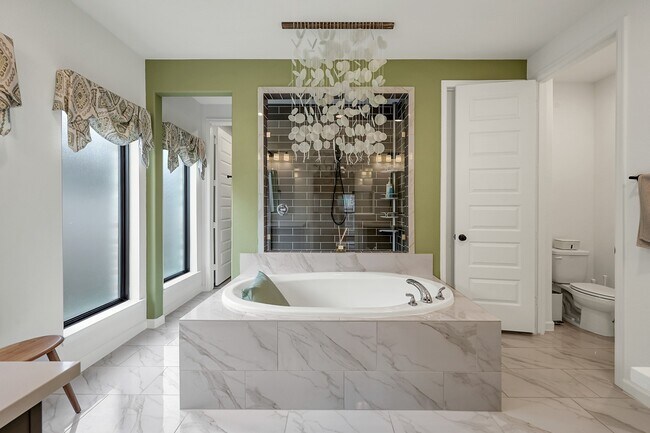 Building Photo - 647 Sand Branch Dr