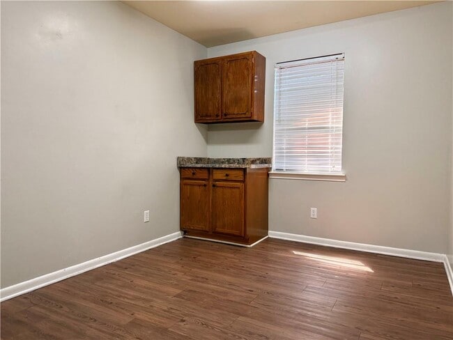 Building Photo - 3907 Moffett Ct