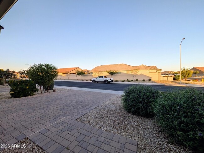 Building Photo - 5902 N 86th Dr