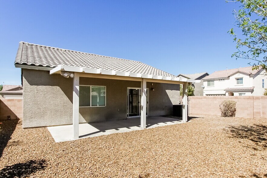 Building Photo - 6060 N Leaping Foal St