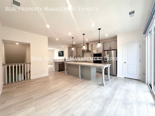 Building Photo - 2518 Magnolia Blossom Wy