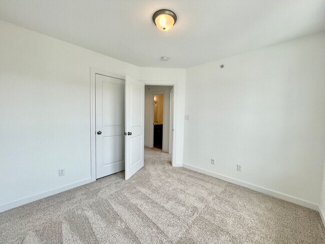 Building Photo - Practically New & Available NOW! Americana...