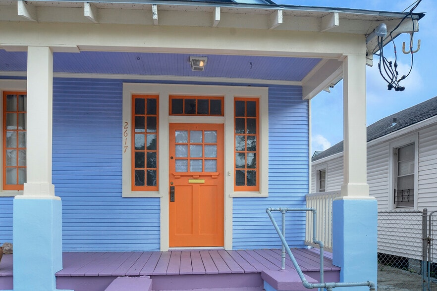 Building Photo - 2617 Dante St