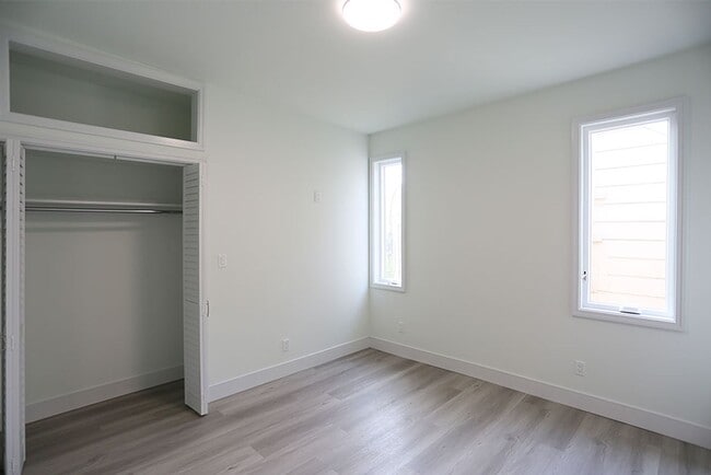 Building Photo - OPEN HOUSE: Sunday (7/20) 1:30pm-2:00pm. F...