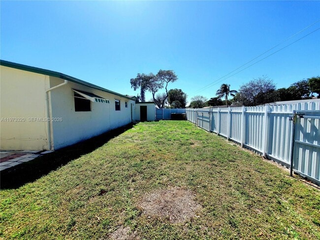 Building Photo - 7791 NW 39th St