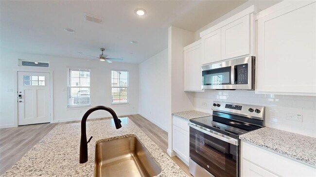 Building Photo - 2907 Parks Mccoy Ln