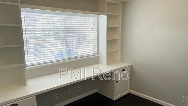 Building Photo - 7298 Heatherwood Dr