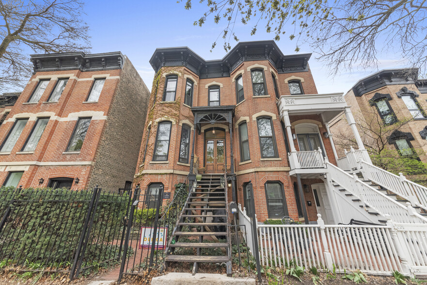 Building Photo - 2050 N Bissell St