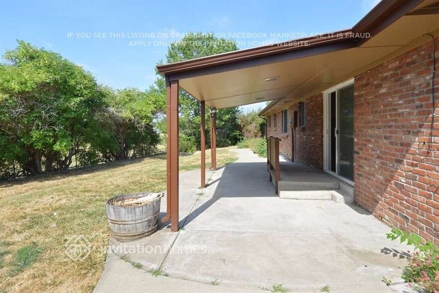 Building Photo - 2137 S Nucla Way