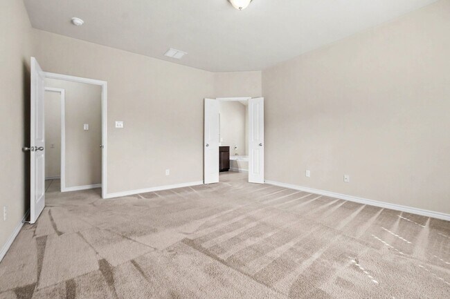 Building Photo - 1412 Villa Paloma Blvd