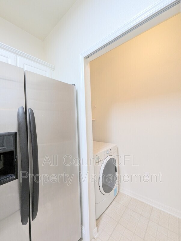 Building Photo - 303 Southern Pecan Cir