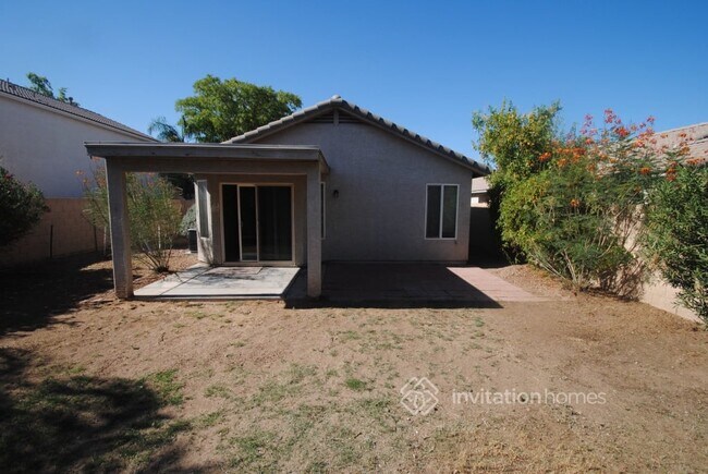 Building Photo - 13045 W Avalon Dr