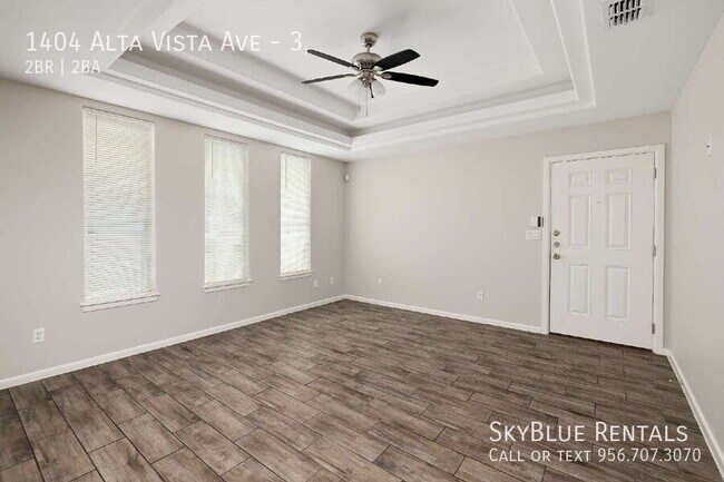 Building Photo - 1404 Alta Vista Dr