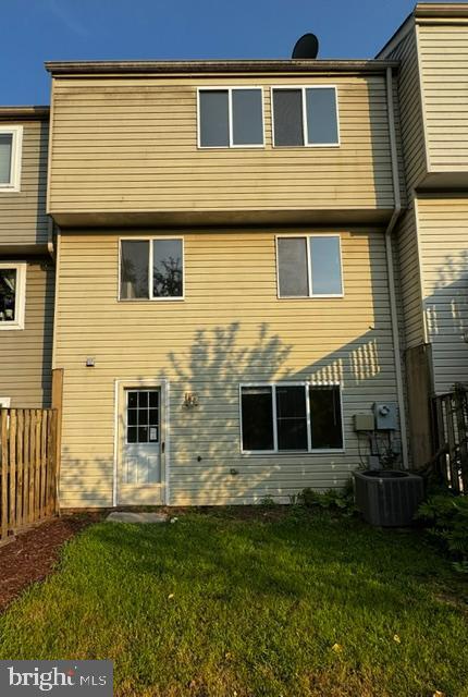 Building Photo - 13238 Custom House Ct