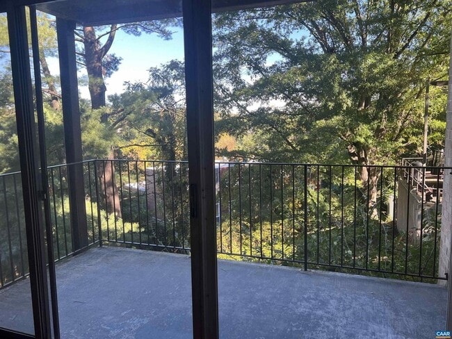 Building Photo - 511 1st St N