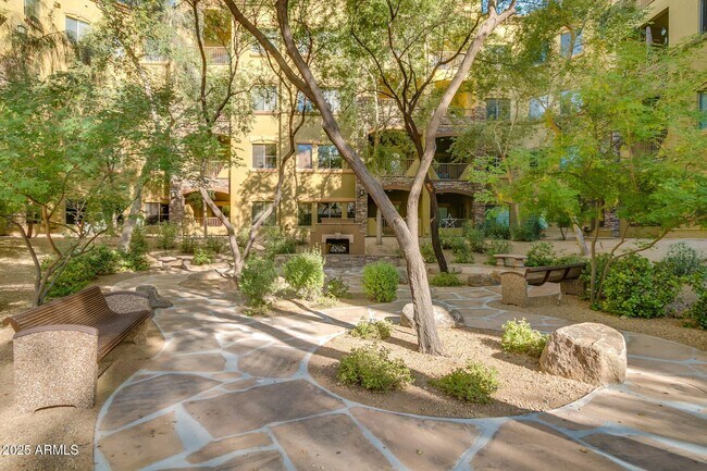 Building Photo - 5450 E Deer Valley Dr