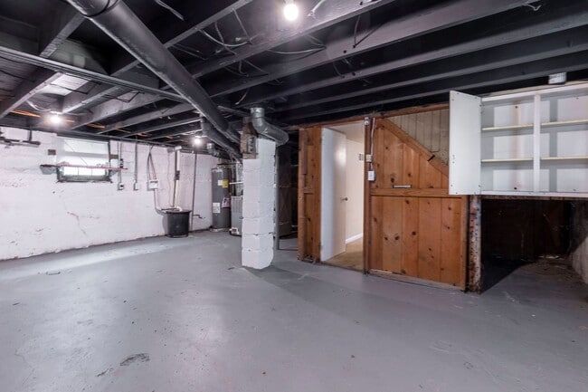 Building Photo - 4102 Sunset Ave