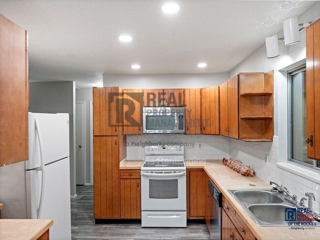 Building Photo - 1831 21st Street Rd