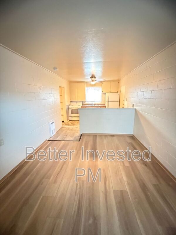 Building Photo - 540 Talmage Rd