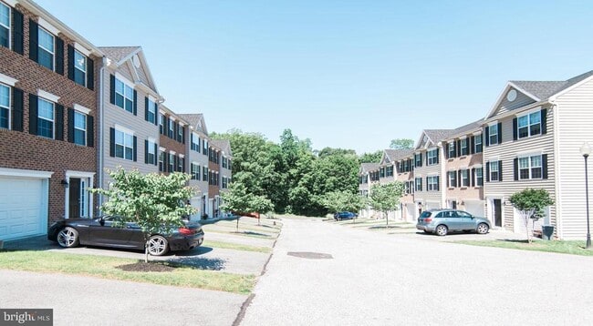 Building Photo - 40 Mustang Dr