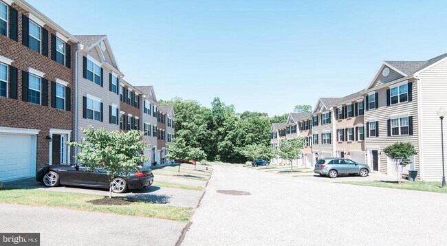 Building Photo - 45 Mustang Dr