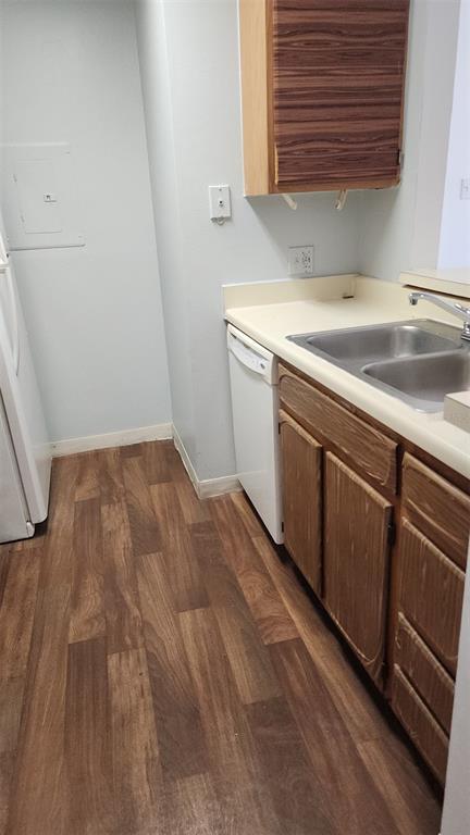 Building Photo - 3838 Bay Club Cir