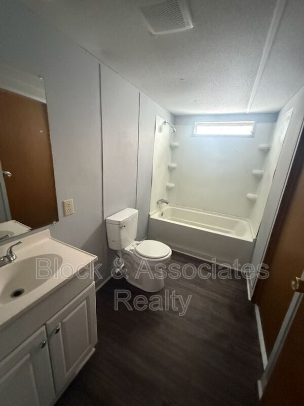 Building Photo - 127 W Strider St