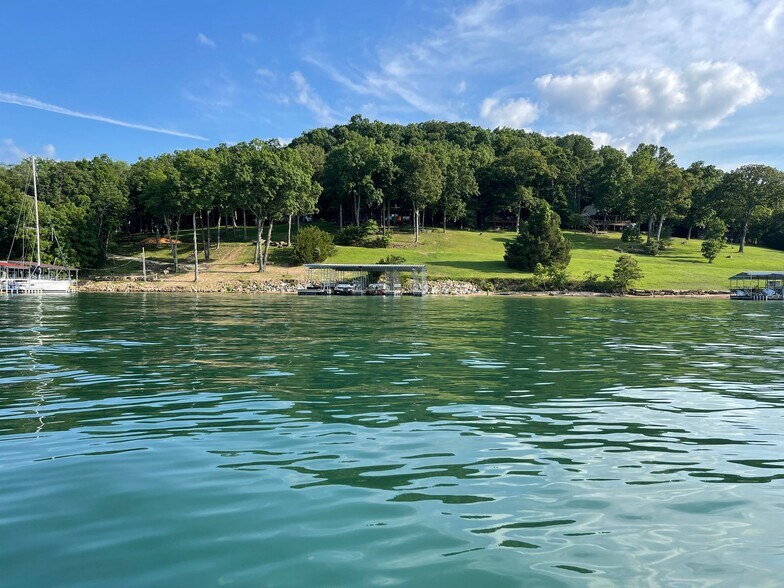 Building Photo - 1500sf Lake Cabin Vacation/Staycation Rental Lk