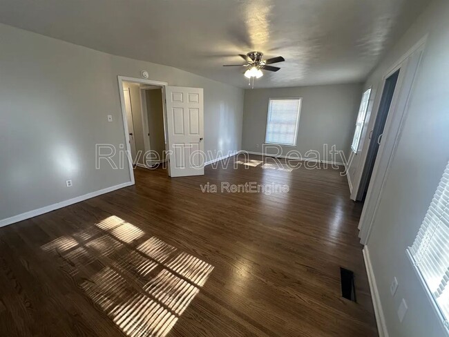 Building Photo - 3265 Hanna Dr