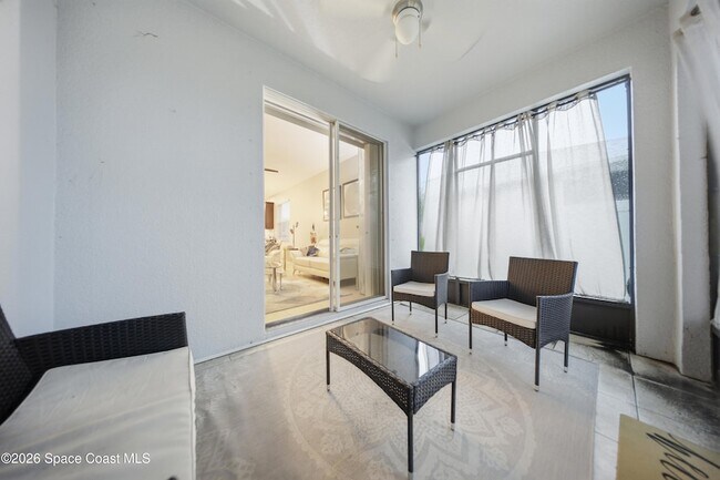 Building Photo - 2039 Tullagee Ave