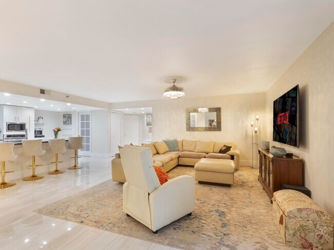 Building Photo - 955 Egret Cir