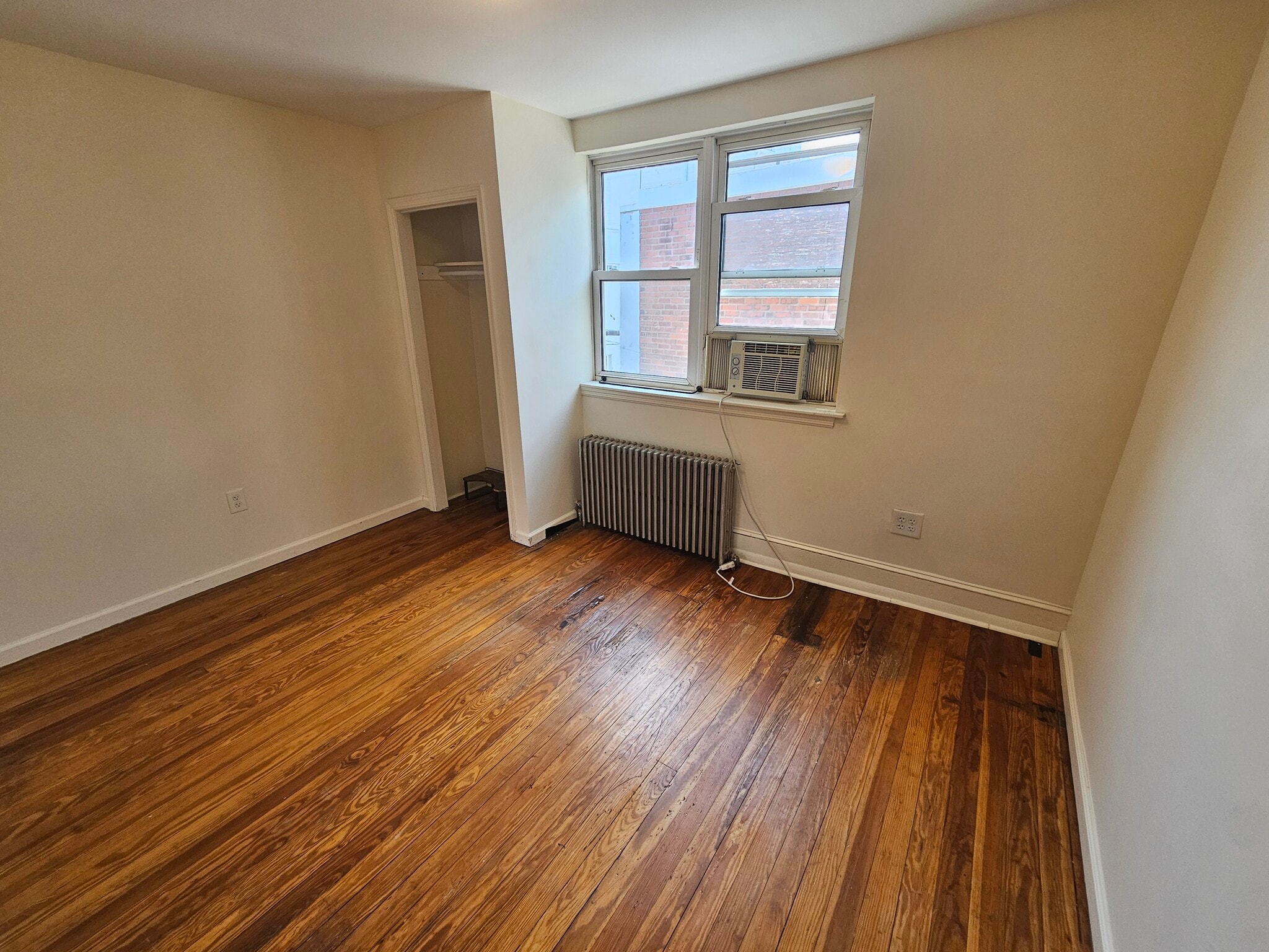 Building Photo - 1316 S 8th St