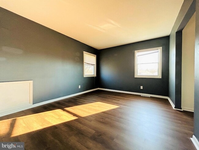 Building Photo - 7 Elk Ln