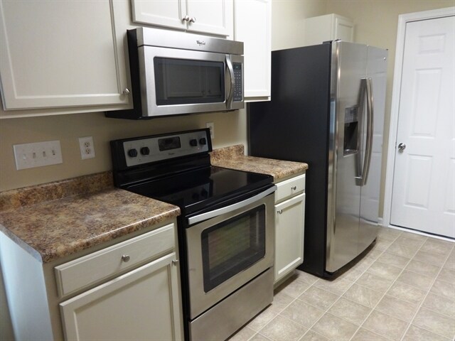 Building Photo - 104 Macallan Ct