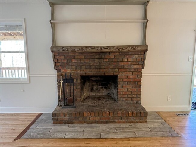 Building Photo - 456 Poverty Rd