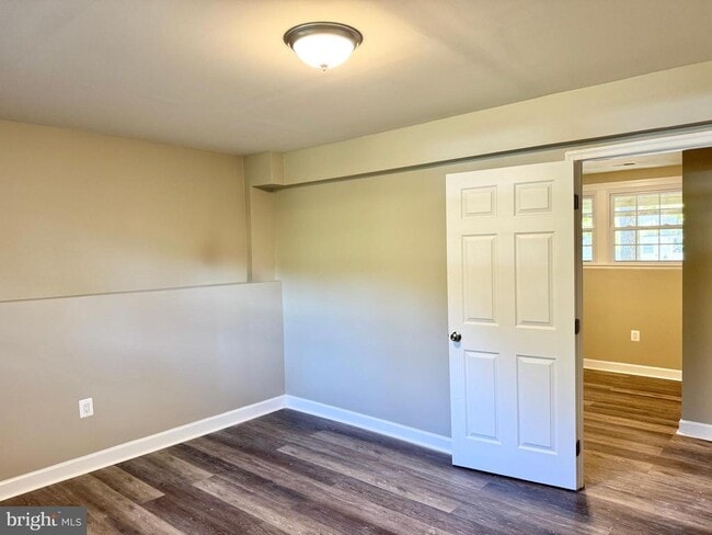 Building Photo - 2 Kelly Ct