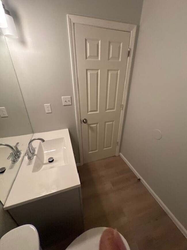 Building Photo - Charming 3-Bedroom Home in Memphis – Spaci...