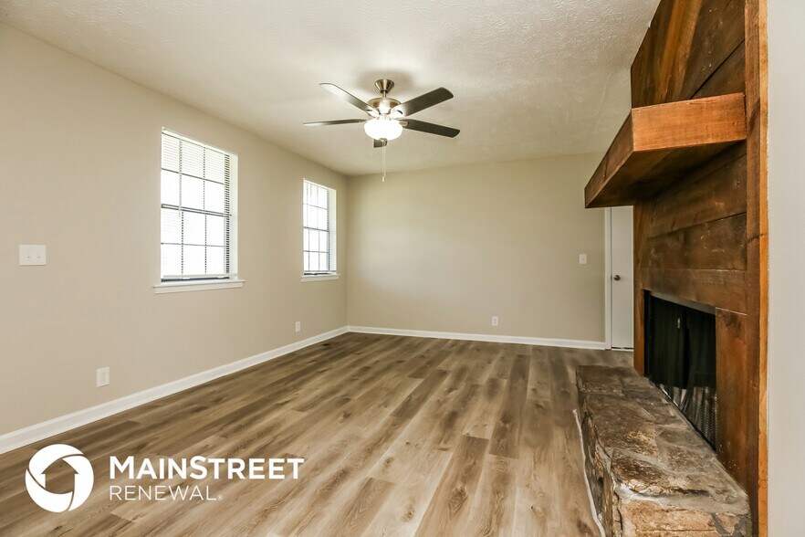 Building Photo - 637 Rehnea Dr