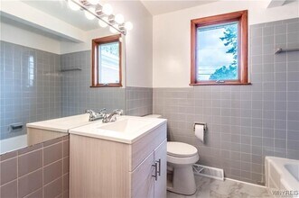 Building Photo - 130 Alberta Dr