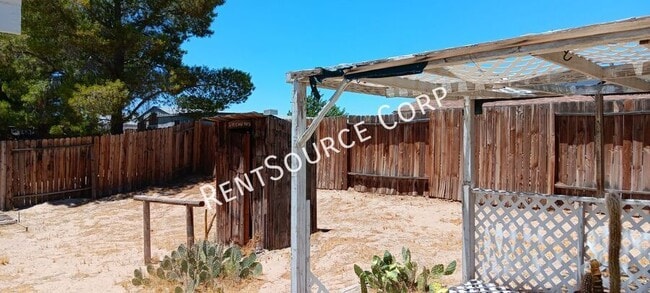 Building Photo - 24966 Cam Del Sol