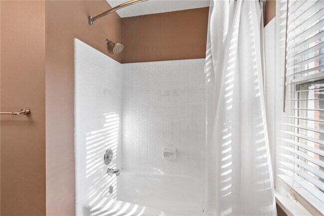 Building Photo - 5119 Verbena Dr