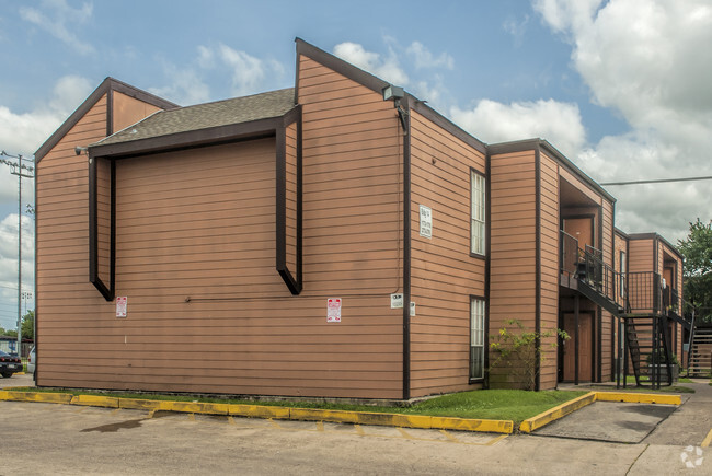 Building Photo - Westbury Park Apartments