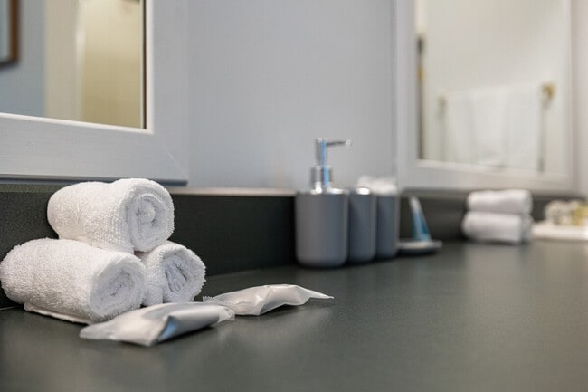 Building Photo - 321 Museum Village Rd